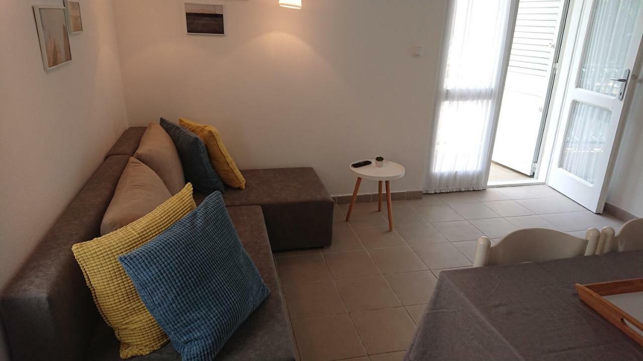 Apartman Kursar Srima Eksteriør bilde