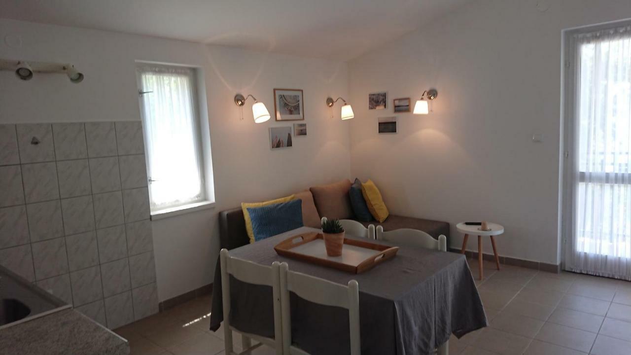 Apartman Kursar Srima Eksteriør bilde