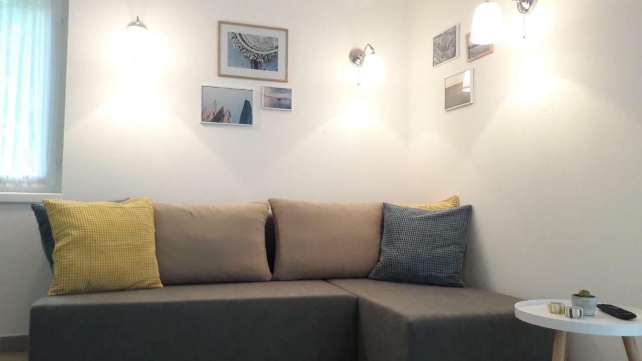 Apartman Kursar Srima Eksteriør bilde